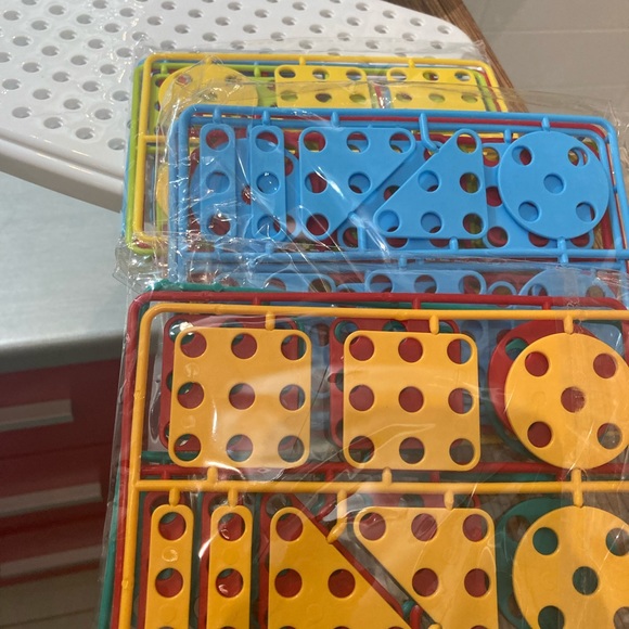 Screw Tool Table creative Toys with suitcase - Picture 4 of 10